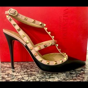 Valentino Garavani Rockstud Heels
